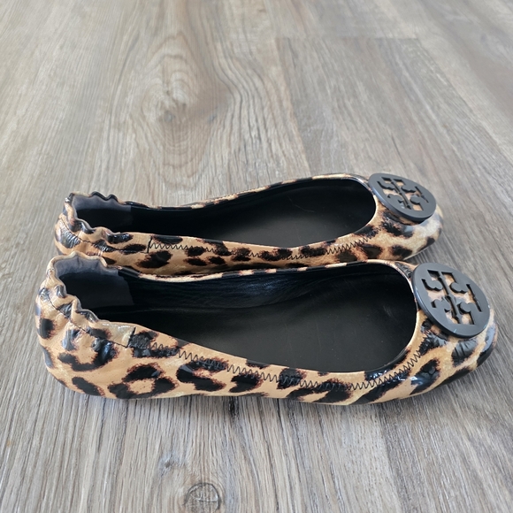 Tory Burch Women's Leopard Print Ballet Flats Size 9M - Picture 3 of 10